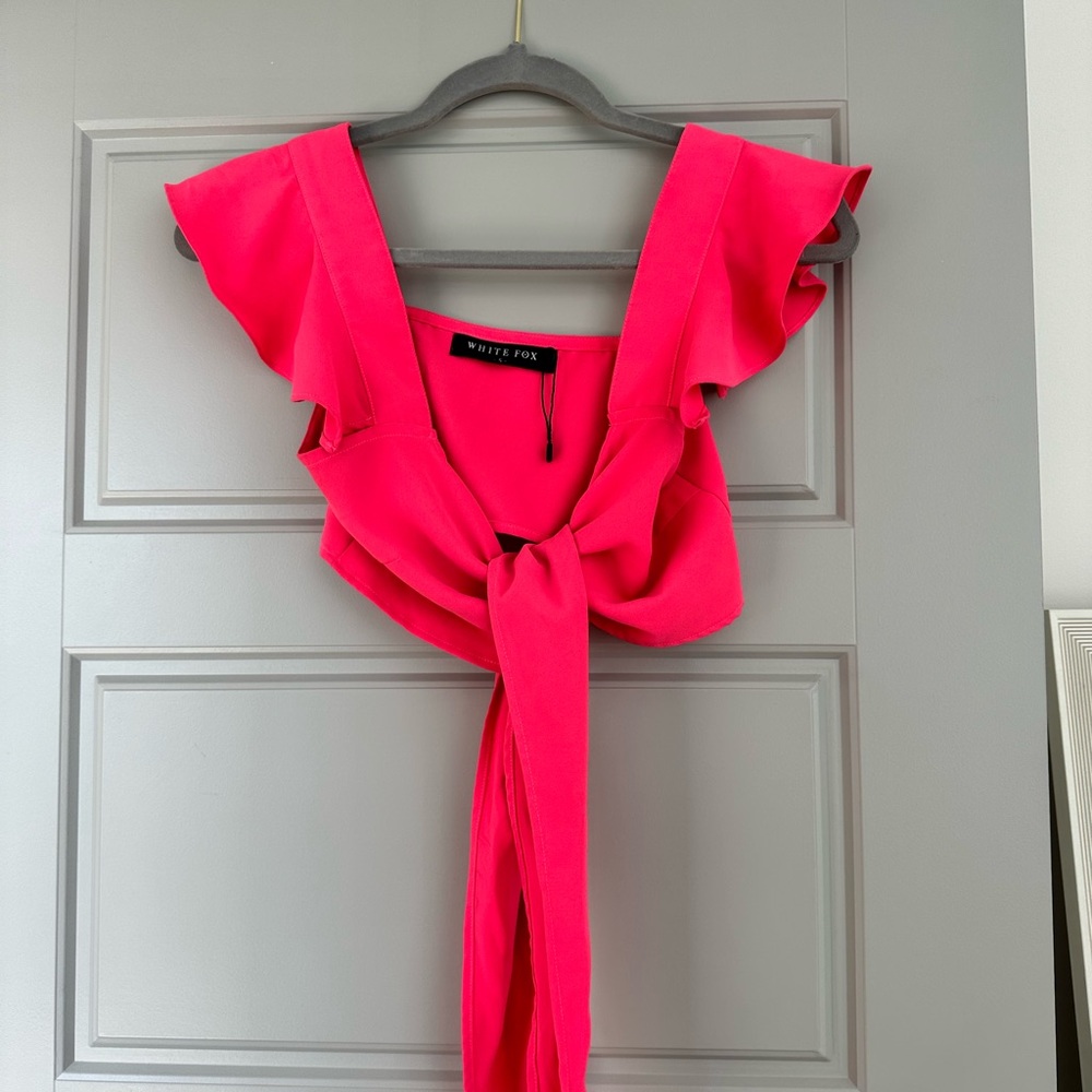 White Fox Boutique Cropped Tie Top